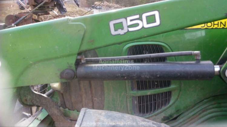 JOHN DEERE - 6230SE with front loader Q50
