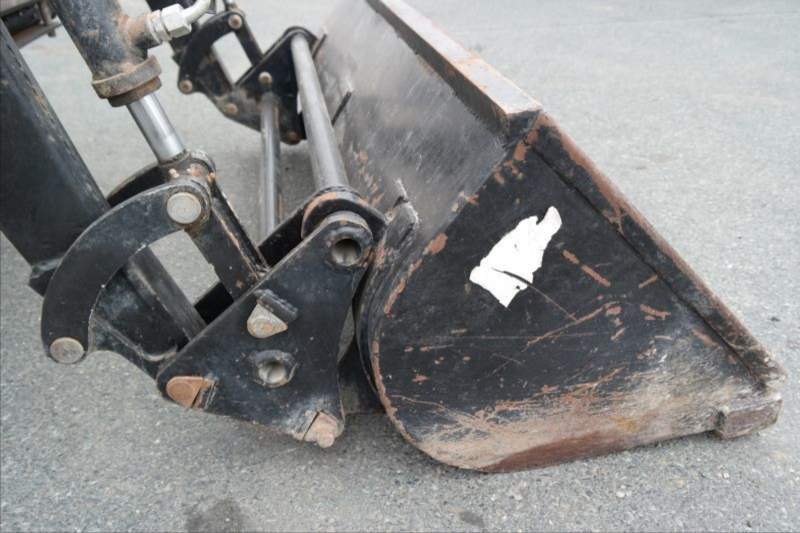 JINMA - 204E 4x4 přední náhon + příslušenství